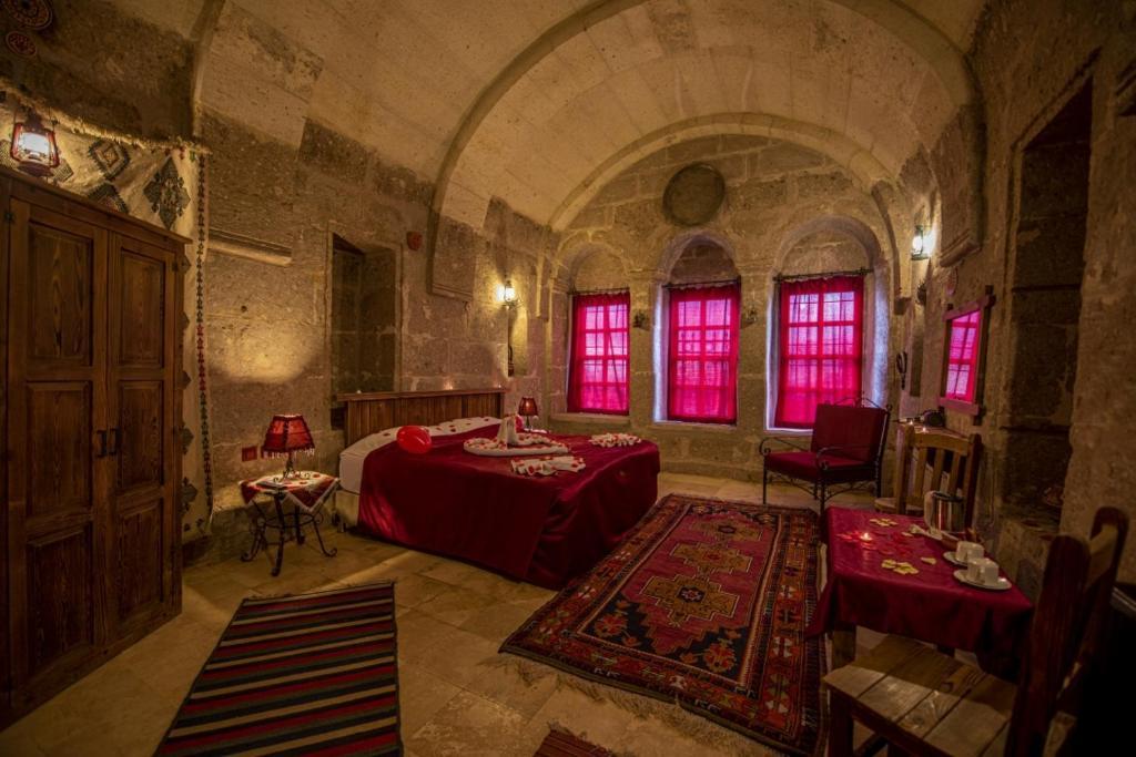 Kapadokya Ihlara Konaklari Antik Gelveri Konagi غوزاليورت المظهر الخارجي الصورة
