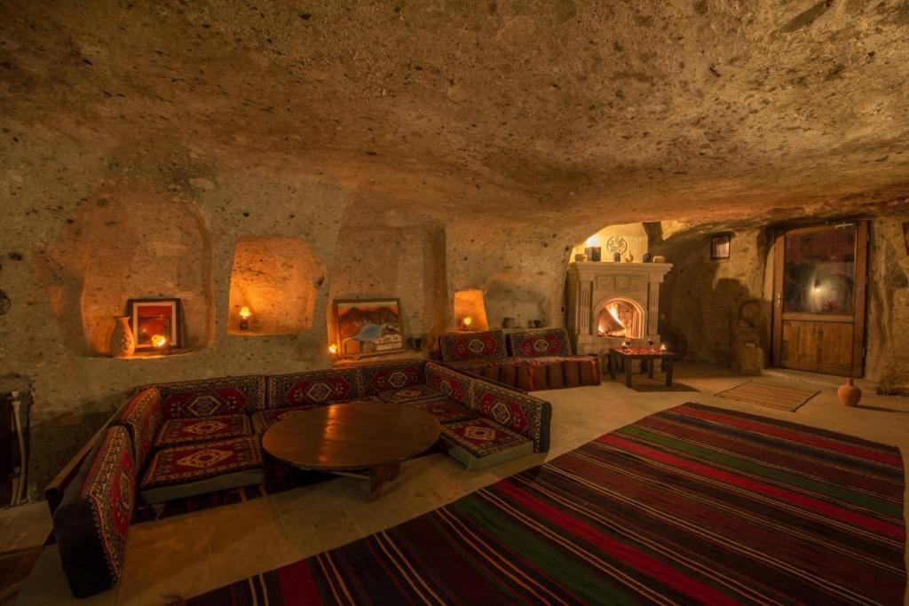 Kapadokya Ihlara Konaklari Antik Gelveri Konagi غوزاليورت المظهر الخارجي الصورة